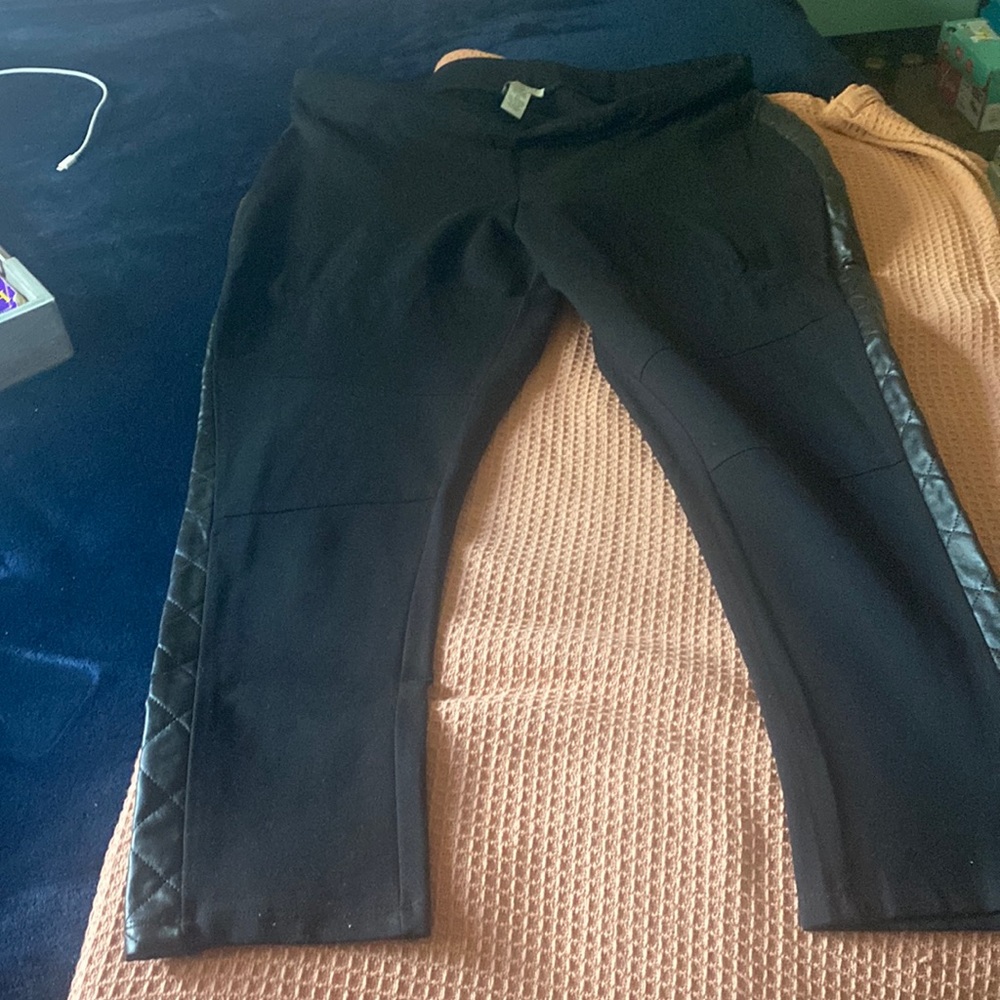 Cute Moro style dress pants